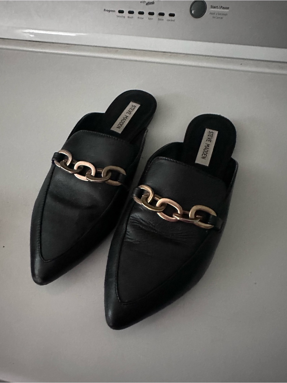 Steve Madden Black Leather Pointed Toe Mules with Gold Chain
